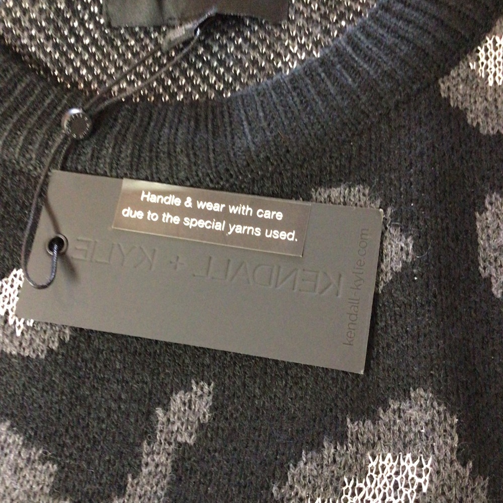 Kendall & Kylie black “spotted “ sweater - Picture 6 of 8